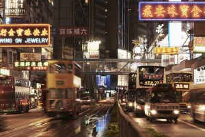 错过的二十年后：香港的科技败局和AI未来 