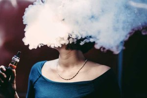 互联网行业的内外勾结：财务自由诱惑下的道德塌方 