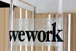 被软银追捧的WeWork估值腰斩，IPO之路能否顺利？